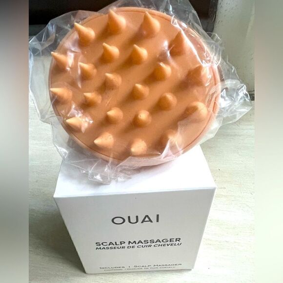 OUAI SCALP SCRUBBER BRAND NEW IN BOX cleansing exfoliating massage tool - Picture 1 of 3